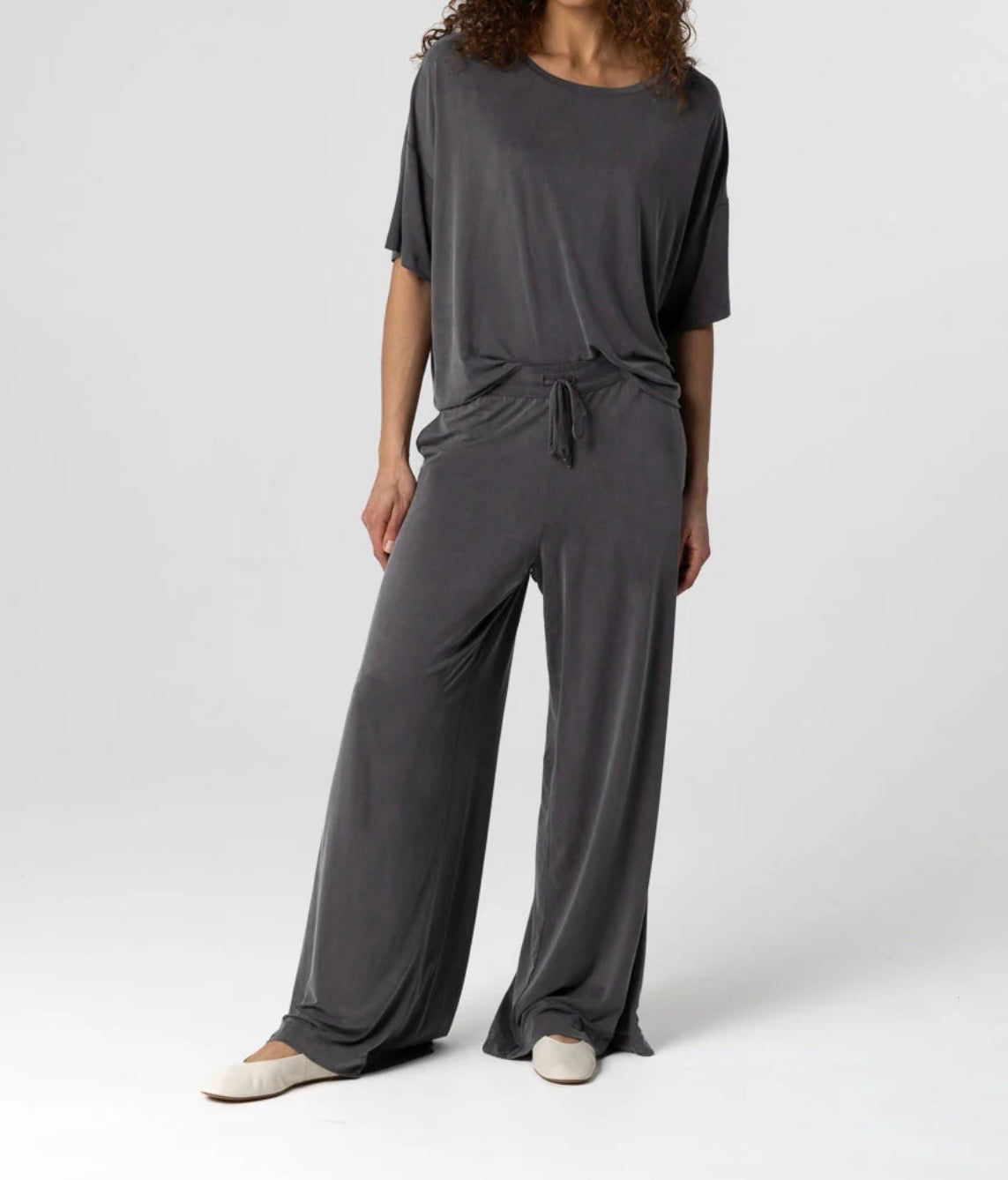 MAJESTIC DARK GRAY PANTS IN CUPRO / ELASTANE