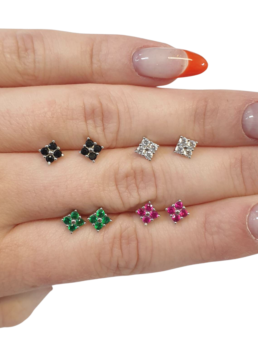 עגילי מעוין זירקונים