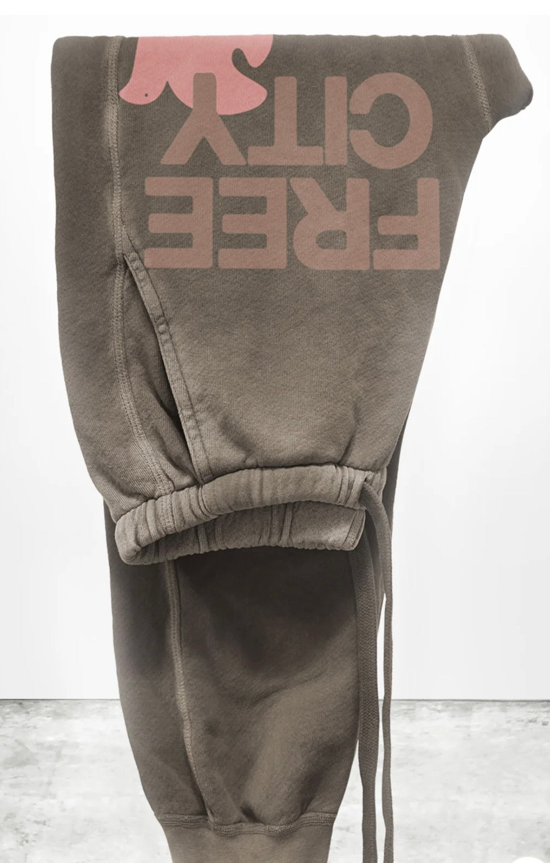 FREECITYLARGE SUNFADES pocket sweatpant - BONES