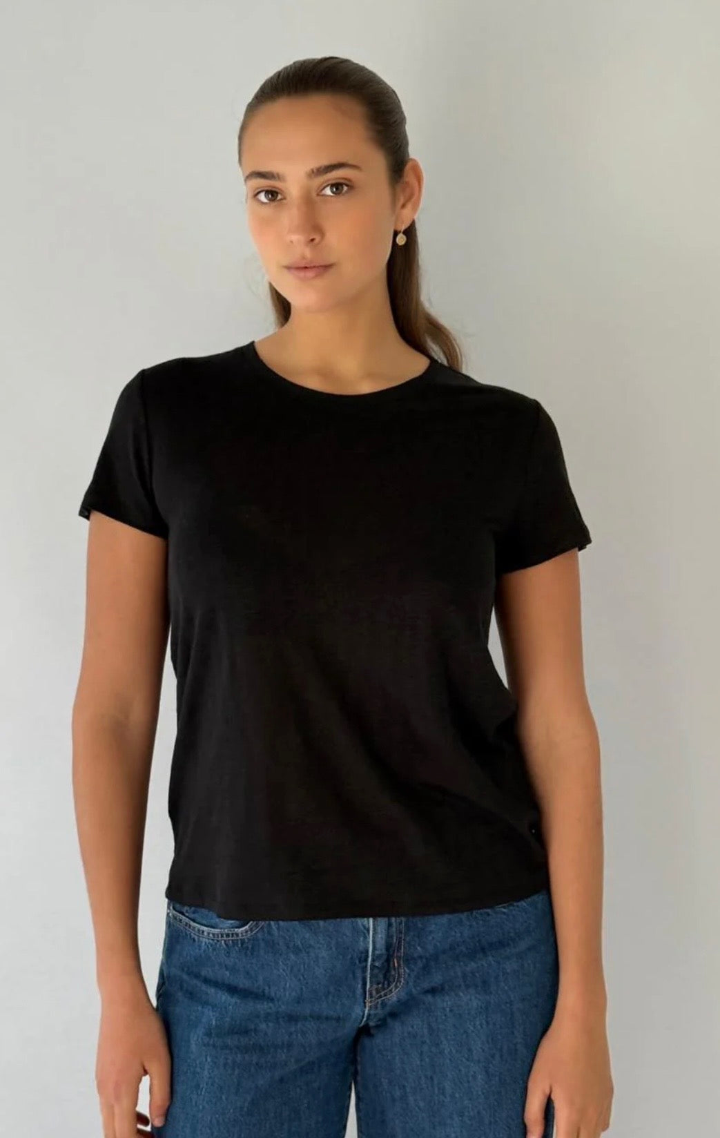 Round neck short sleeves BLACK MAJESTIC