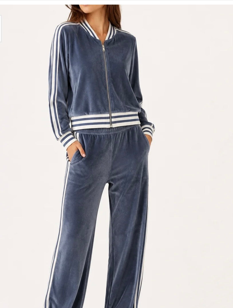 MAJESTIC

MAJESTIC FILATURES Velvet Track Jacket Windy blue