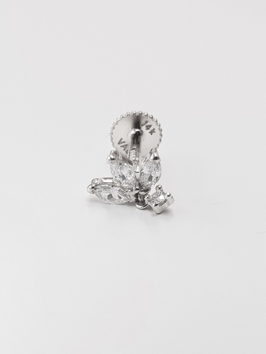 עגיל זהב 14K בודד הליקס/טרגוס הברגה חצי פרח תלי זרקון זהב לבן