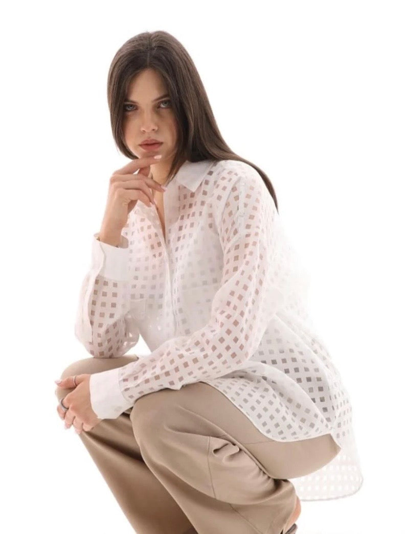 EXETERA

Exetera White Sheer Square-Textured Shirt