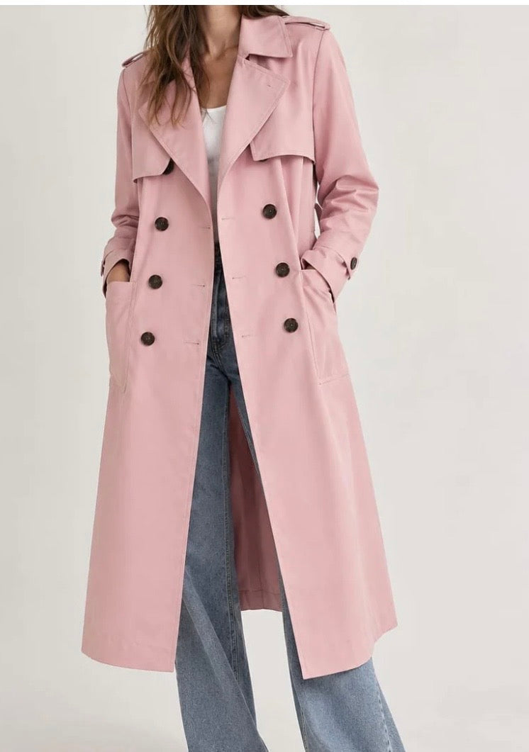 ÉTÉ COMME HIVER PARIS

Été Comme Hiver Paris Light Pink Trench Coat