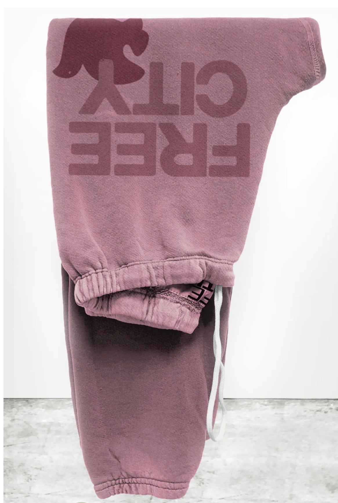 FREECITY sweatpant - makeup