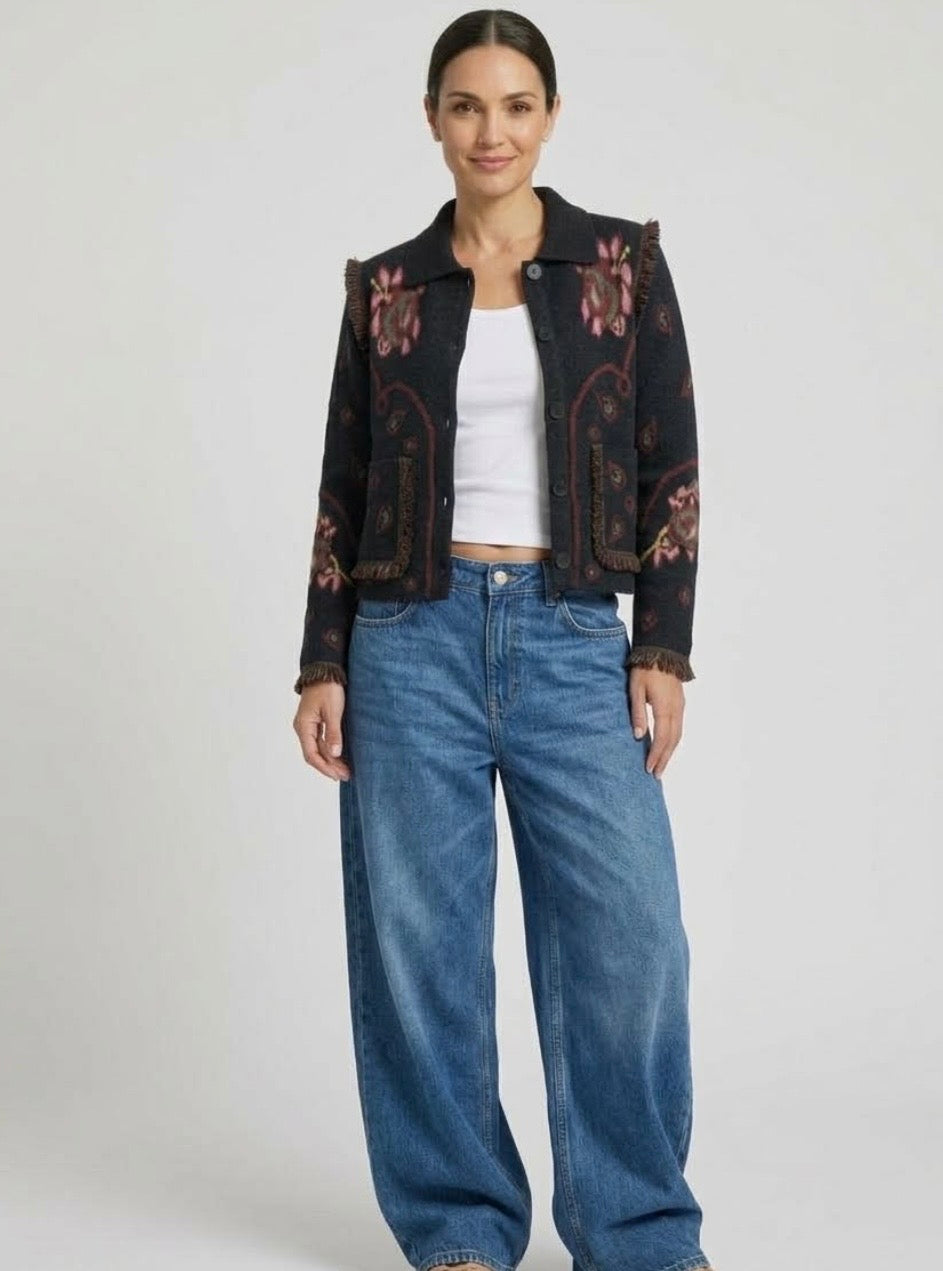 ANGE

ANGE NESTY Noir Bohemian Knit Jacket