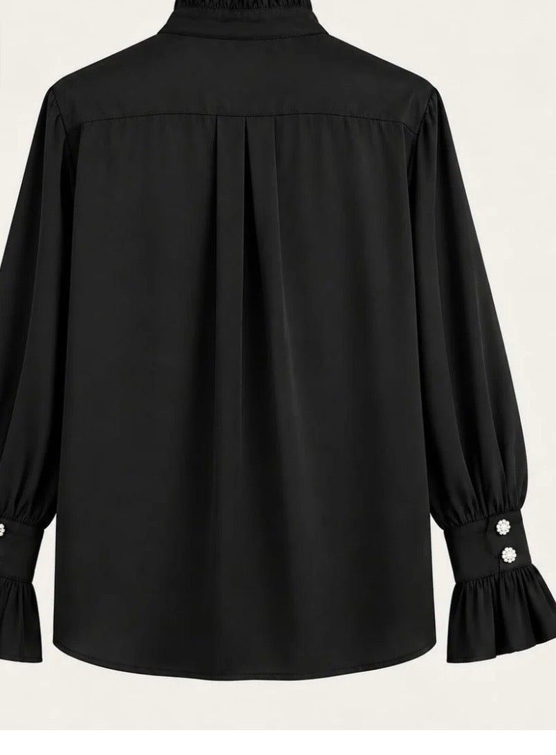 EXETERA

Exetera Black Ruffle Blouse