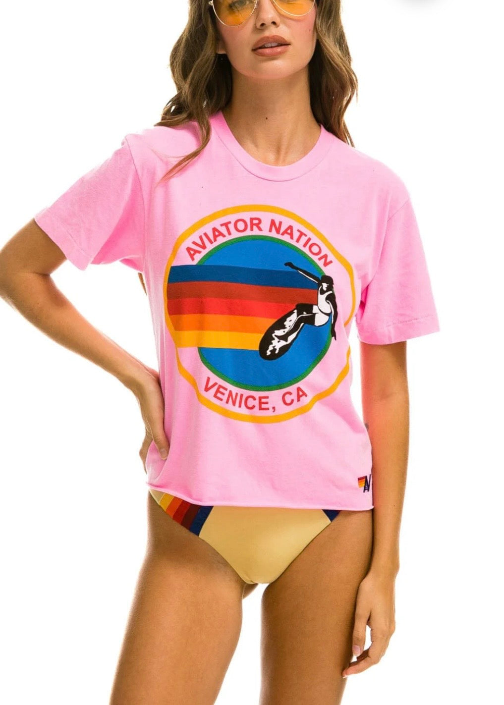 Aviator SIGNATURE BOYFRIEND TEE - NEON PINK