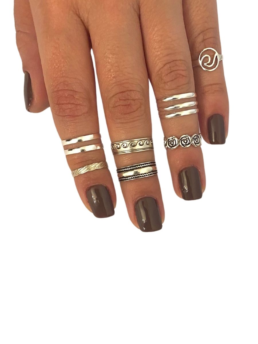 טבעת חצי שני פסים